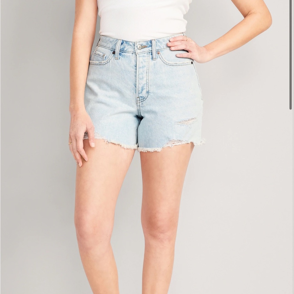 Curvy High-Waisted Button-Fly OG Straight Cut-Off Jean Shorts